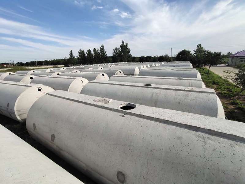 水泥化粪池