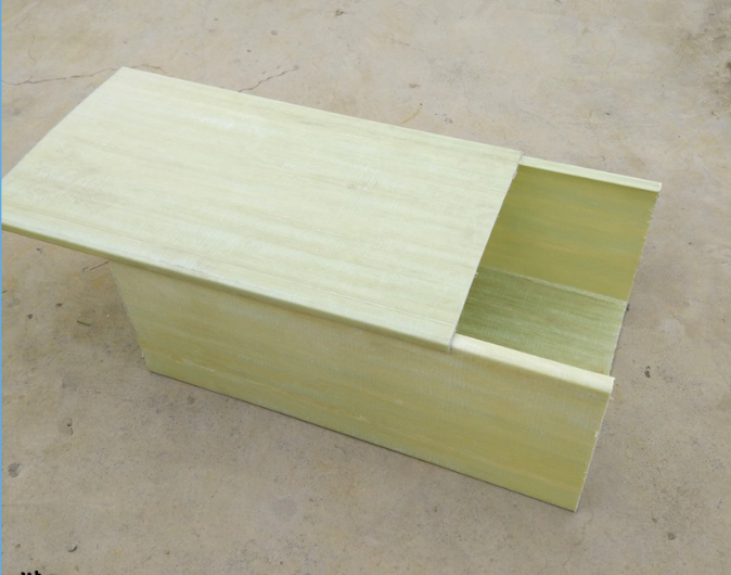 聚氨酯电缆桥架